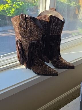 Embellished Fringe Heeled Cowboy Boots - Brown